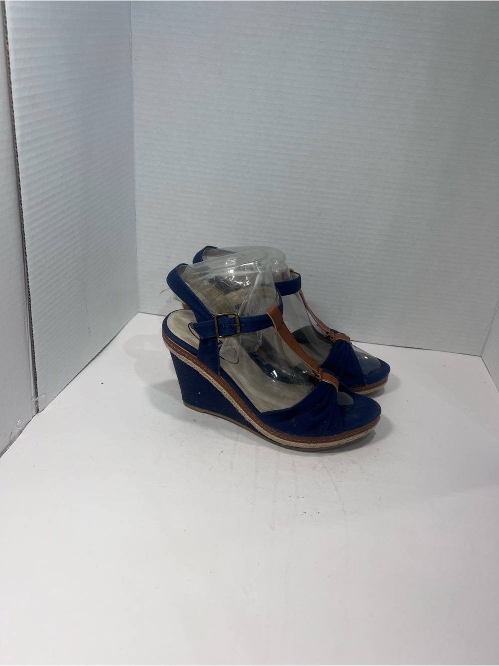 Blue T-Strap Wedge Sandals with Contrast Trim